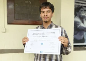 "Recibirme y conseguir trabajo de lo que estudié fue un logro colectivo" imagen-2