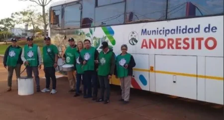 Andresito: el intendente se comprometió a pagar la escolaridad adeudada y entregara indumentaria al personal imagen-10