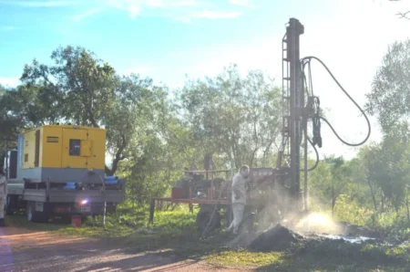 Refuerzan el suministro de agua en el barrio Nemesio Parma con una nueva perforación imagen-19