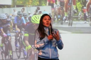Mariela Delgado acompañó el simposio que unió prevención y deporte imagen-2