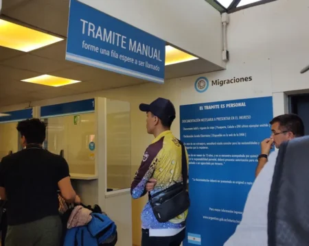 Iguazú: Migraciones modernizó la autorización de viaje para menores imagen-22