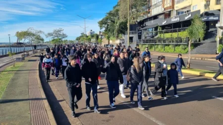 Solidaridad en marcha: el Instituto Pedro Goyena palpita su caminata anual imagen-12