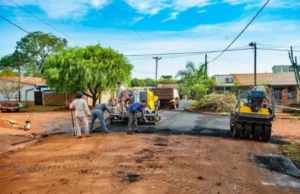 Continúan los trabajos viales en Jardín América imagen-1