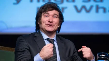 Milei oficializó una alianza con el PRO para disputarle la provincia de Buenos Aires a Kicillof imagen-4