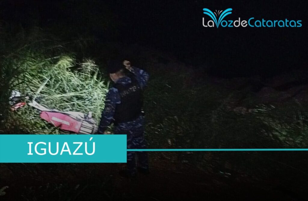 Operativo cerrojo: policías recuperaron motocicleta robada, y frustran fuga hacia Brasil imagen-5