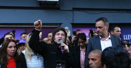 Elecciones 2025 en Argentina EN VIVO: a qué hora es el cierre de campaña de Manuel Adorni en Recoleta, acompañado por Javier Milei imagen-8
