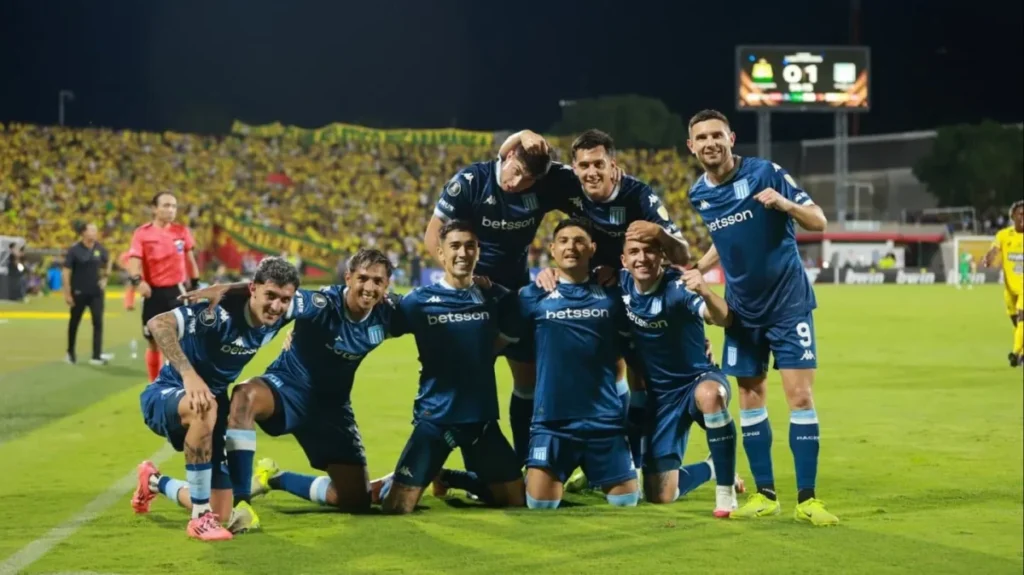 Atlético Bucaramanga vs. Racing, por Copa Libertadores: reviví lo mejor - TyC Sports imagen-42
