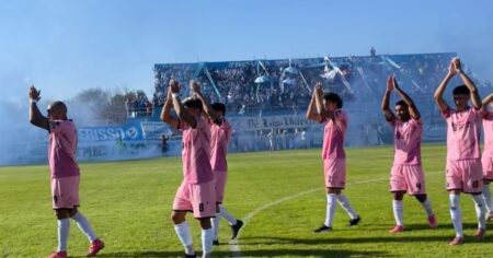 Real Pilar dio el golpe y ahora hay triple empate en la Primera B imagen-8