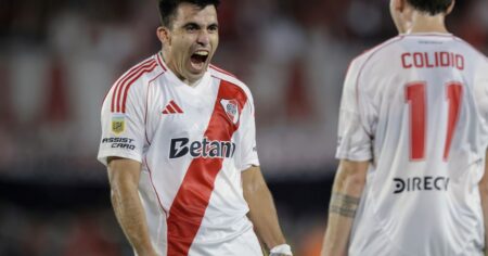 Video: el bombazo de Acuña para su primer gol en River imagen-18