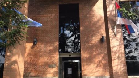 Tras críticas del Gobierno Nacional, el STJ de Misiones habilitó a las fuerzas de seguridad a votar el 8 de junio imagen-13