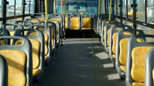 La UTA anunció un paro de colectivos por 24 horas en todo el país para el martes 6 de mayo imagen-3