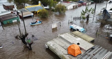 "Perdimos todo": el lamento de los evacuados por las inundaciones en el norte de la provincia de Buenos Aires imagen-22