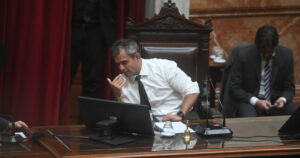 Diputados: la oposición busca asestarle mañana un golpe a Milei y el Gobierno presiona para que la sesión fracase imagen-2