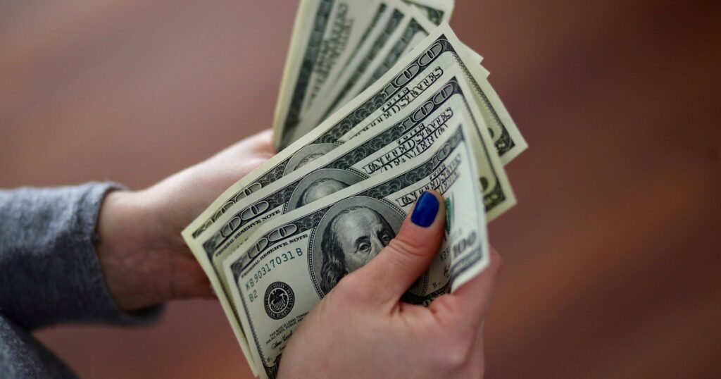 Dólar tarjeta hoy: a cuánto cotiza este jueves 01 de mayo imagen-94