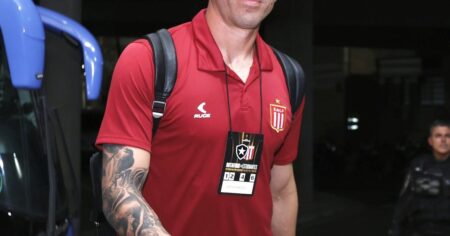 Estudiantes va por la clasificación ante Botafogo imagen-11