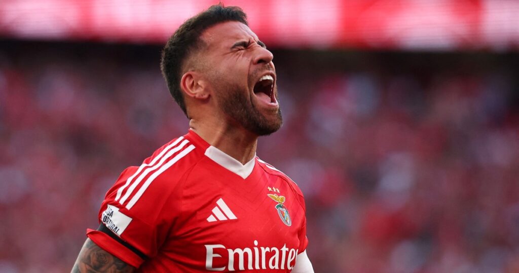 Otamendi y otro gol clave para un Benfica que quiere ser campeón en Portugal imagen-48