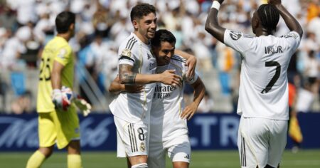 El Real Madrid ganó con un jugador menos casi todo el partido imagen-21