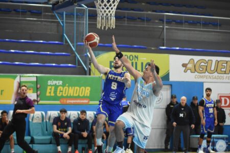 Mitre se hizo fuerte y clasificó a semis imagen-16