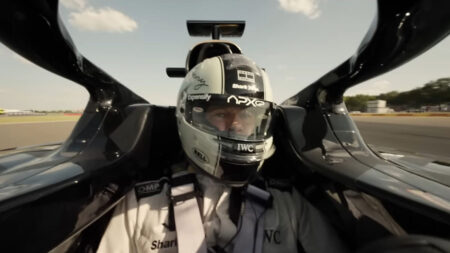 Brad Pitt y Javier Bardem pisan a fondo en el IMAX imagen-21