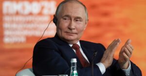 "Toda Ucrania es nuestra", desafía Vladimir Putin, pero dice que teme una tercera guerra mundial imagen-4