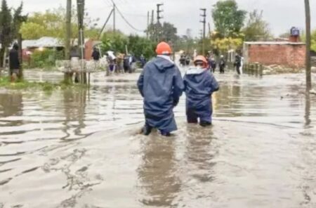 Santo Tomé bajo el agua: más de 400 mm de lluvia en una semana y más de 200 asistencias por desbordes imagen-24