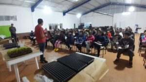 Eldorado: impulsan el autoconsumo y la educación ambiental con una nueva huerta escolar imagen-2