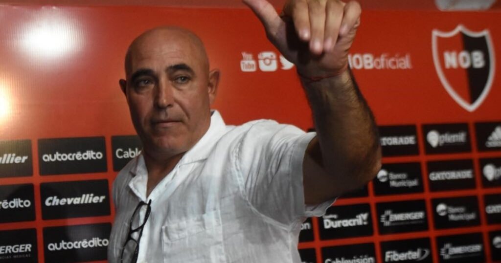 El sugerente punto de vista de un ídolo de Newell's sobre la tribuna que le rendirá homenaje a Lionel Messi imagen-5