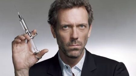 Acabo de descubrir que el doctor House es fan de Hugh Laurie: el mejor metachiste de la serie imagen-111