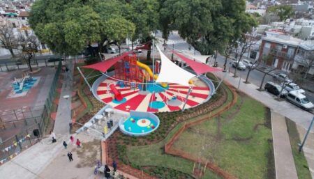Cinco parques de juegos públicos y gratuitos para visitar con chicos en Buenos Aires imagen-13