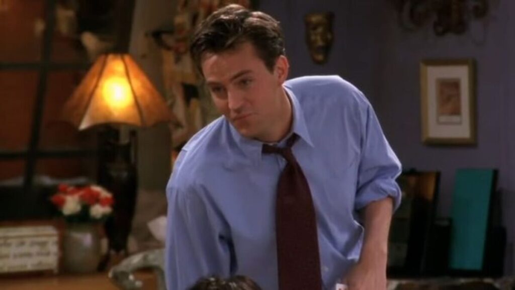 Esta frase de Chandler no estaba en el guion de 'Friends', pero Mathew Perry la soltó y el resto del reparto le siguió imagen-5