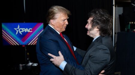 Alineados con Trump y con gritos de guerra imagen-6