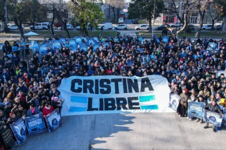 El peronismo comenzó a moverse por el territorio, mientras discute el armado bonaerense imagen-6