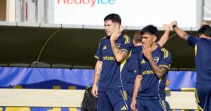 De titular a no jugar más: a qué futbolista de Boca complicaría la llegada de Paredes imagen-3