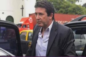 La ruta del dinero K: Fabián Rossi fue el primer condenado en presentarse y quedó detenido imagen-4
