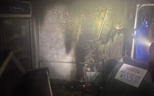 Jardín América: controlaron un principio de incendio en un local comercial imagen-1