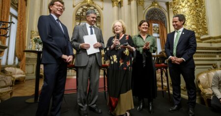 El Teatro Colón celebra los cien años de sus elencos estables, la historia viva de la cultura argentina imagen-16