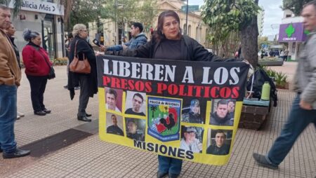 “El pueblo lo eligió y debe ser liberado”: madre de dos policías detenidos pide la excarcelación de Amarilla imagen-12
