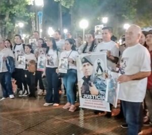 Eldorado: se realizó la marcha en reclamo de justicia por el asesinato del cabo Miñarro imagen-3