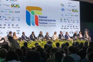 Con más de 1300 empresas, comenzó la 20ª edición de la FIT Cataratas en Foz do Iguaçu imagen-7