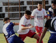 Huracán volvió a caer y perdió la punta imagen-48