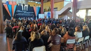 Apóstoles | Se realizó la presentación del libro: “La innovación educativa en la formación docente: Entretejiendo Experiencias en Clave Territorial” imagen-4