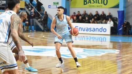 “Celeste dominante”: OTC puso primera en la serie ante Regatas  imagen-5