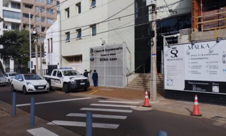 Empleada administrativa falleció mientras trabajaba en el anexo de la Cámara imagen-8