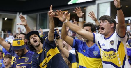Infantino, rendido nuevamente a los pies de la hinchada de Boca: "¡Qué locura! Cerca de 50.000 hinchas..." imagen-7
