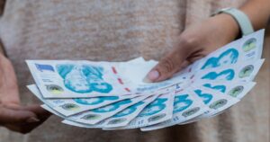 Esta es la fecha de cobro del aguinaldo para los empleados públicos de Córdoba imagen-4