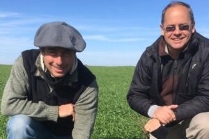 “Acá se hacen bien las cosas”: son hermanos, transformaron un campo y venden créditos de soja imagen-3