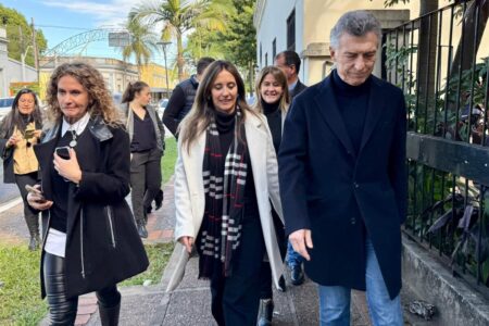 Macri reapareció en un acto con un gobernador radical y se refirió a la condena de Cristina Kirchner imagen-8