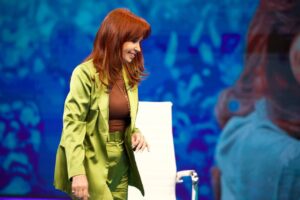 El descenso político de una Cristina Kirchner acorralada imagen-2
