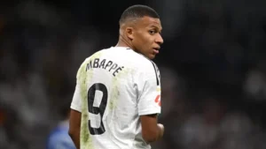 Cómo está Kylian Mbappé tras ser hospitalizado de urgencia imagen-1