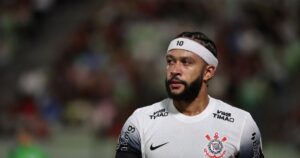 Crece la tensión entre Corinthians y Memphis Depay: el delantero amenazó con incumplir sus tareas imagen-1